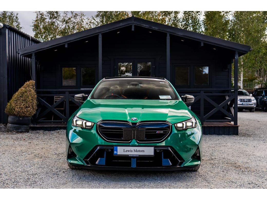2025 BMW M5
