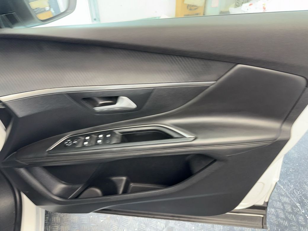 2017 Peugeot 3008