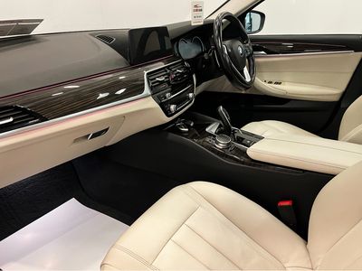 2018 BMW 5 Series