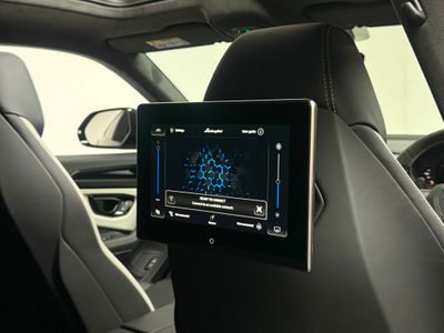 2025 Lamborghini Urus