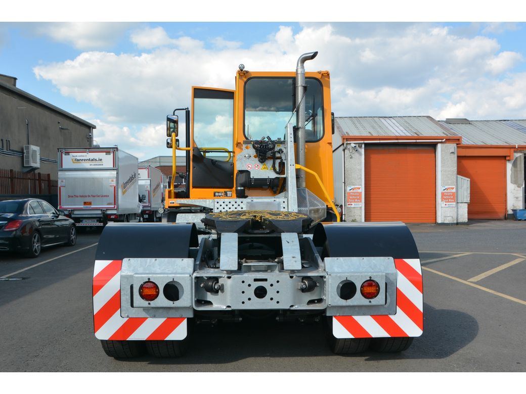 2026 Terberg YT182
