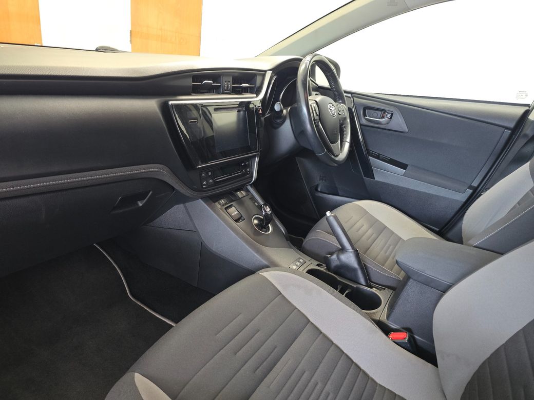 2018 Toyota Auris