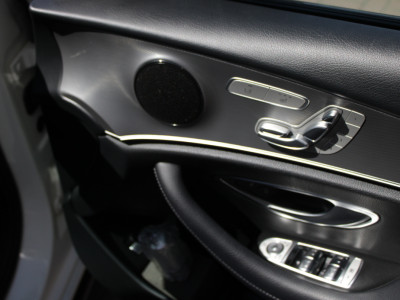 2020 Mercedes-Benz E 220