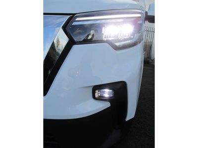 2025 Nissan Primastar