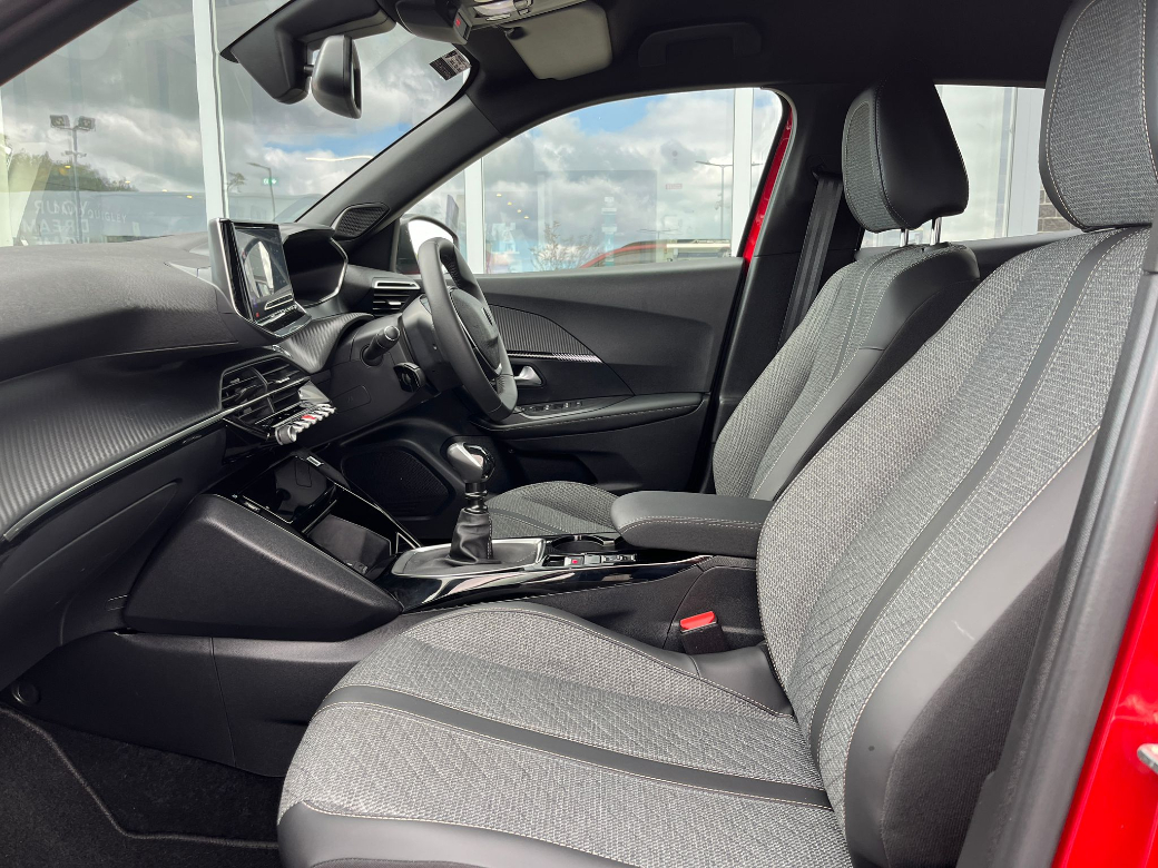 2025 Peugeot 2008