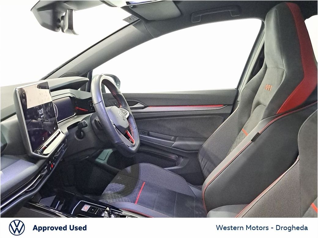 2025 Volkswagen Golf