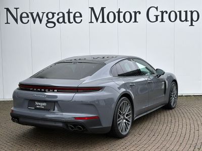 2025 Porsche Panamera