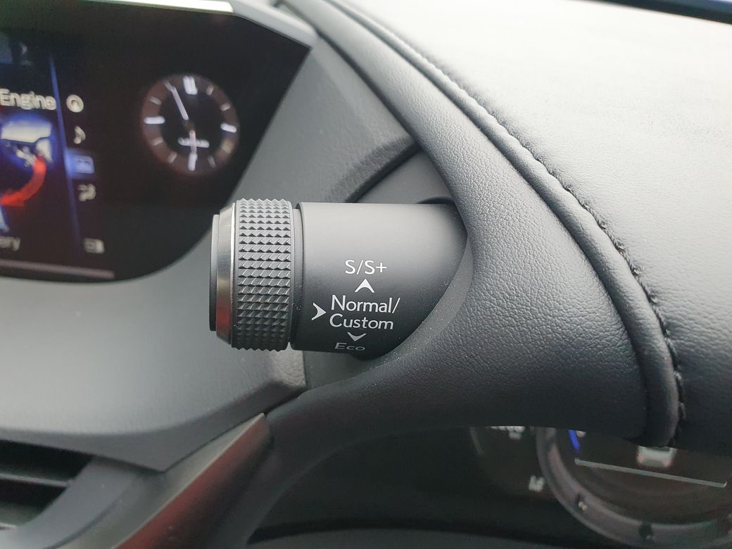 2019 Lexus ES 300h