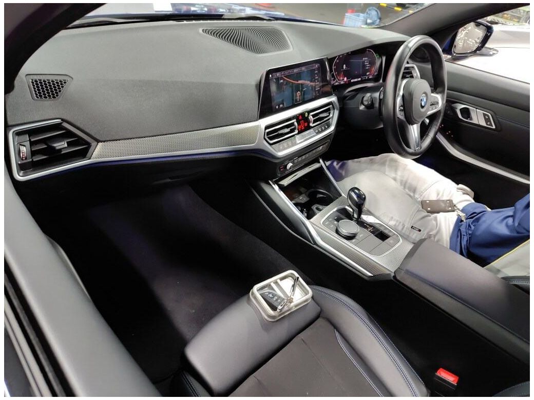 2020 BMW 320