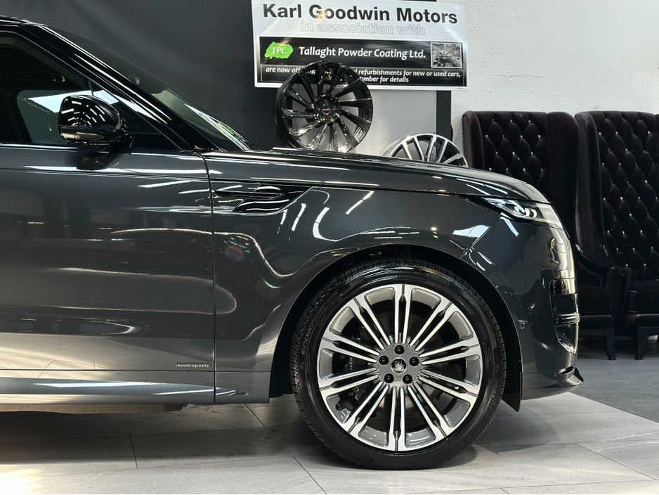 2025 Land Rover Range Rover Sport
