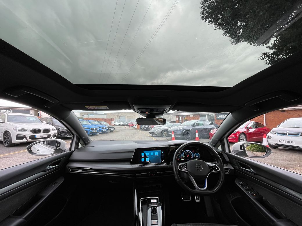 2023 Volkswagen Golf