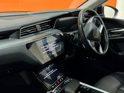 2022 Audi e-tron
