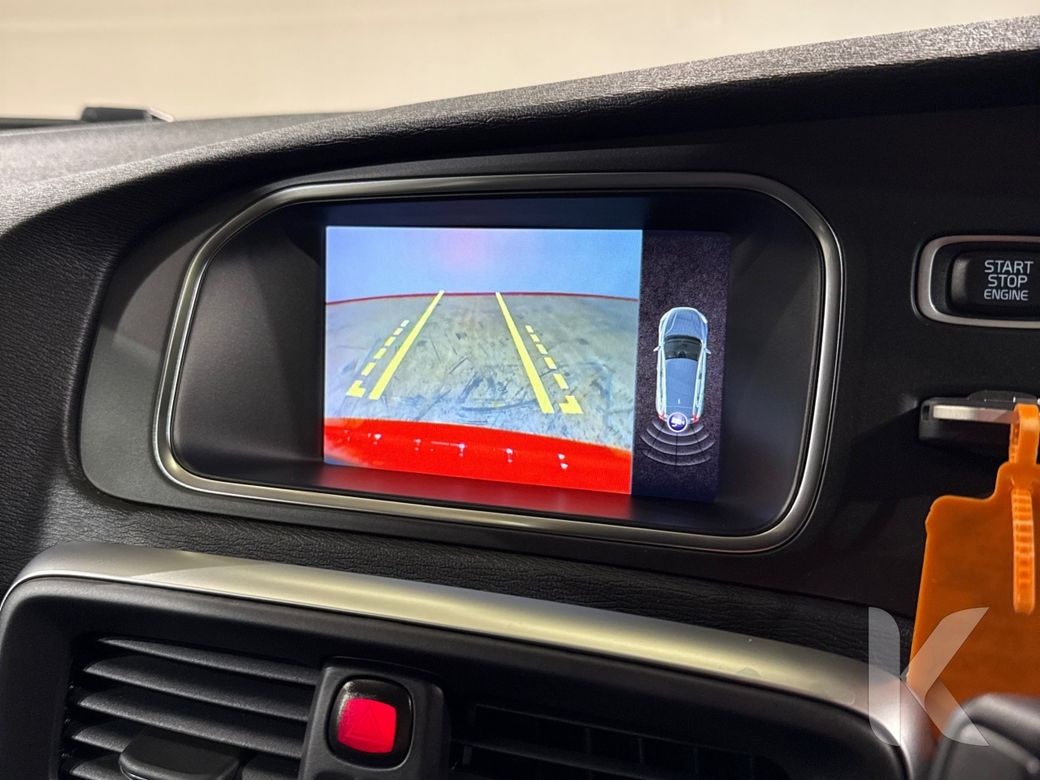 2019 Volvo V40