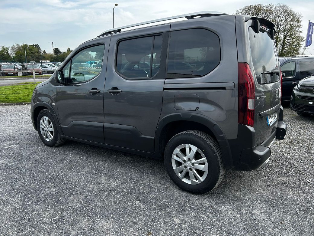 2022 Peugeot Rifter