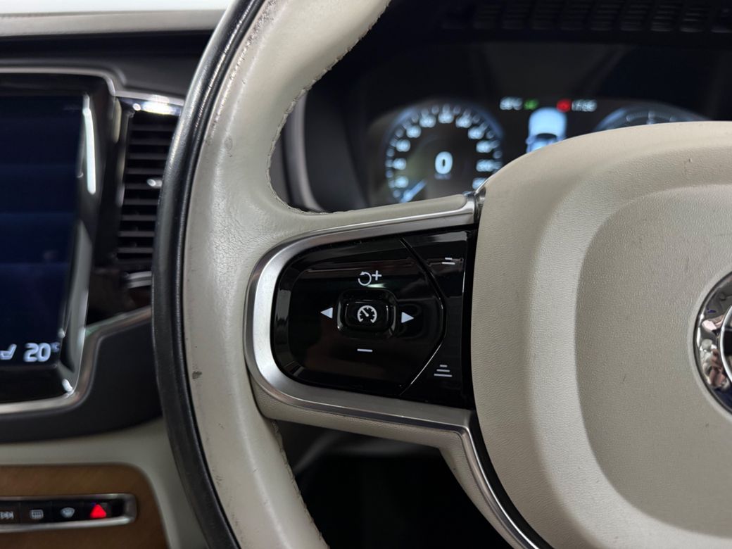 2016 Volvo XC90