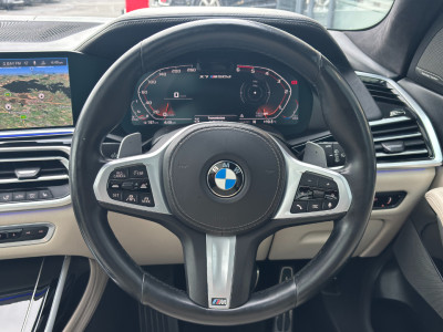 2021 BMW X7