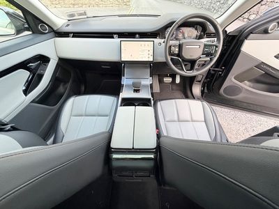2025 Land Rover Range Rover Evoque