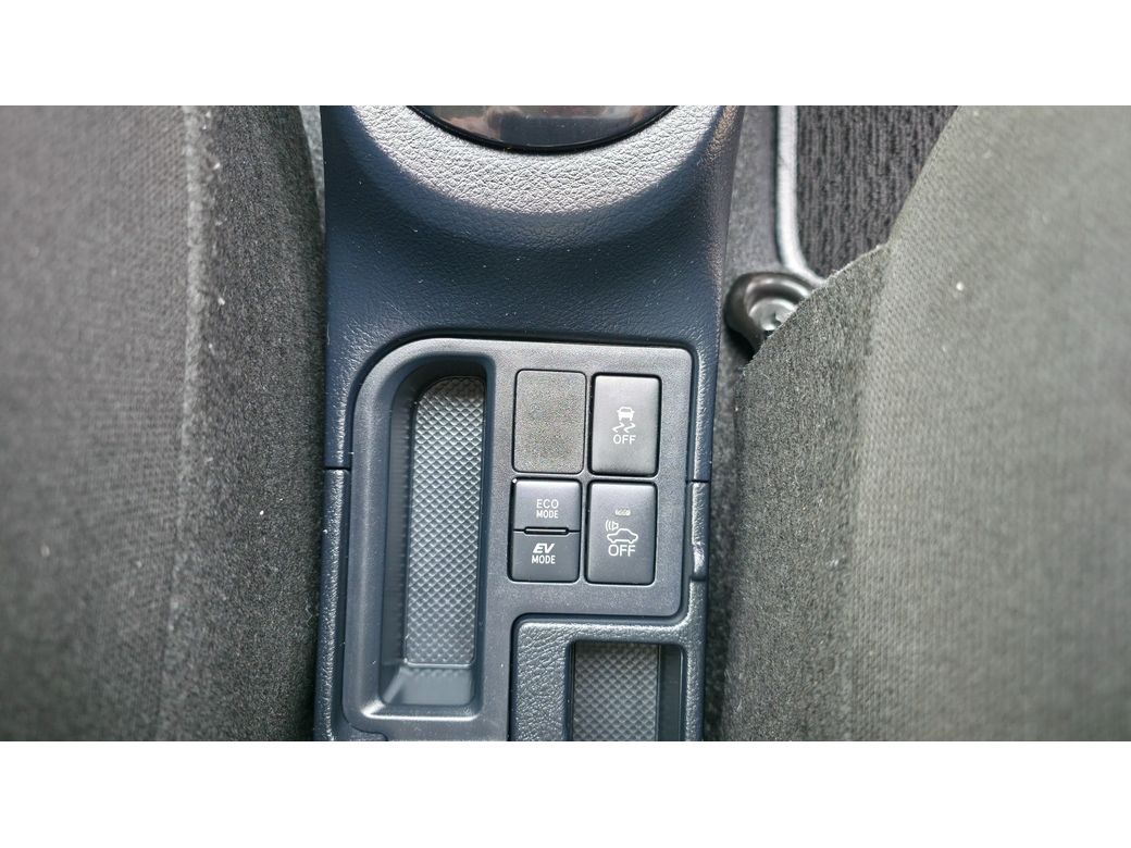 2018 Toyota Vitz