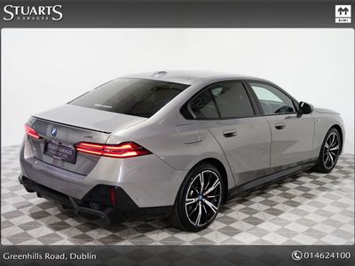 2024 BMW i5