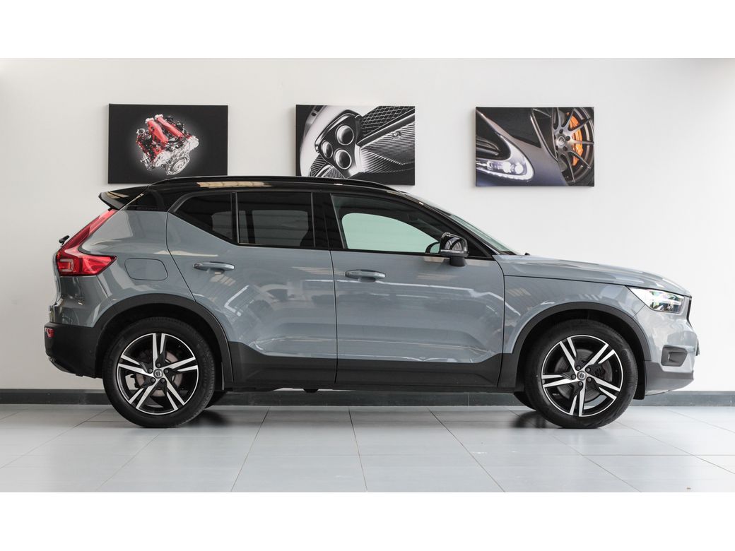 2021 Volvo XC40