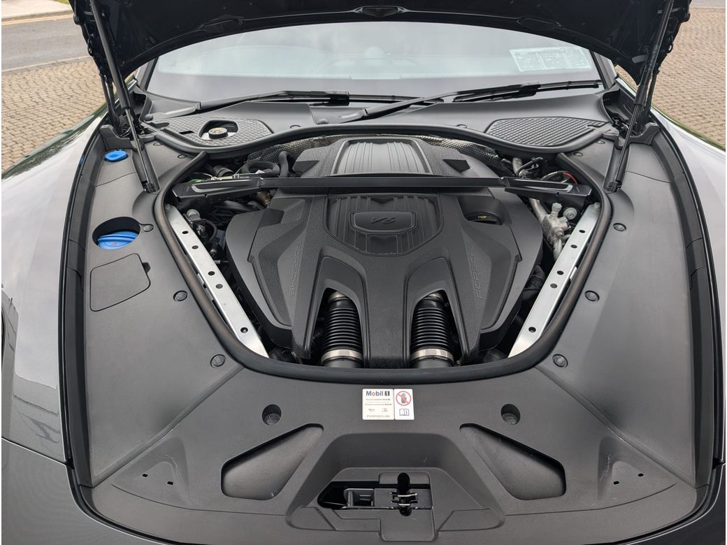 2025 Porsche Panamera