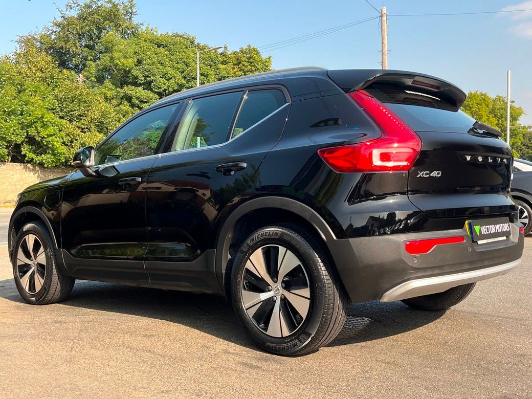 2023 Volvo XC40