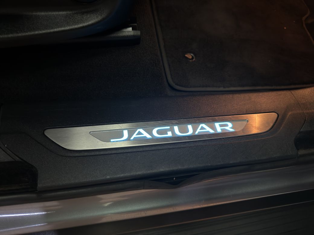 2021 Jaguar F-Pace
