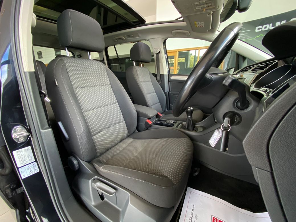 2016 Volkswagen Touran