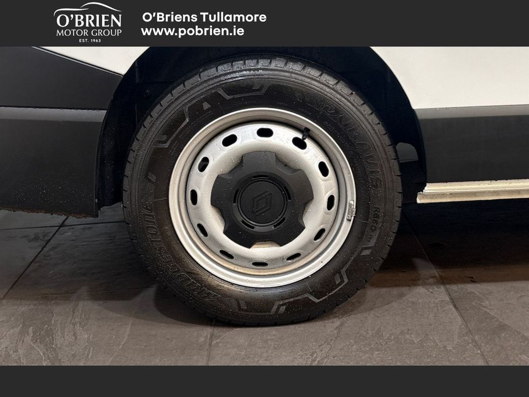 2025 Renault Trafic