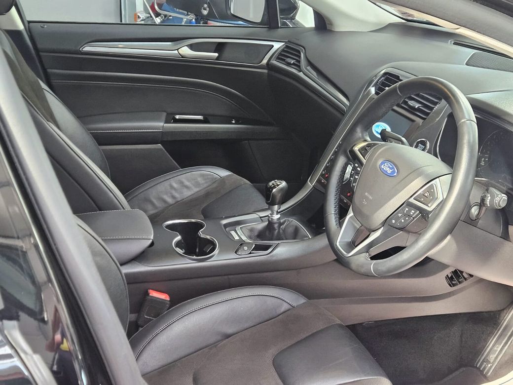 2020 Ford Mondeo