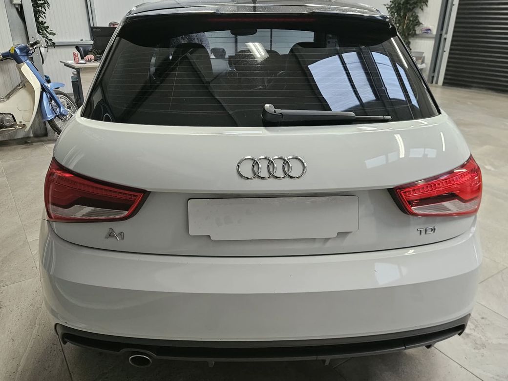 2016 Audi A1