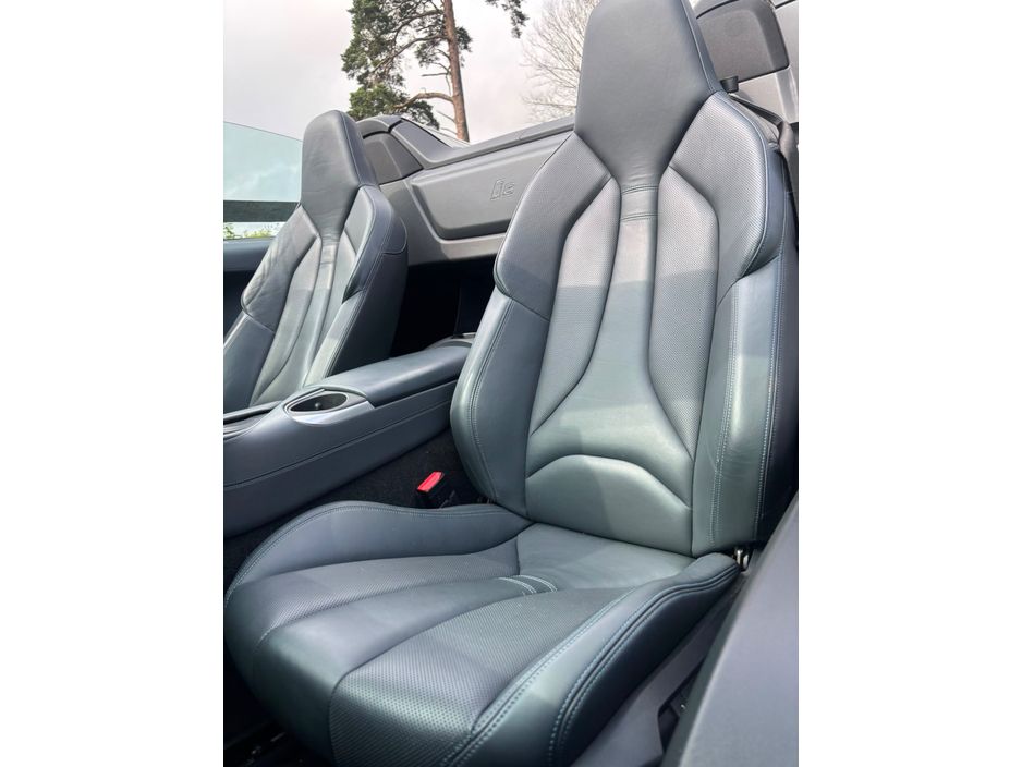 2019 BMW i8