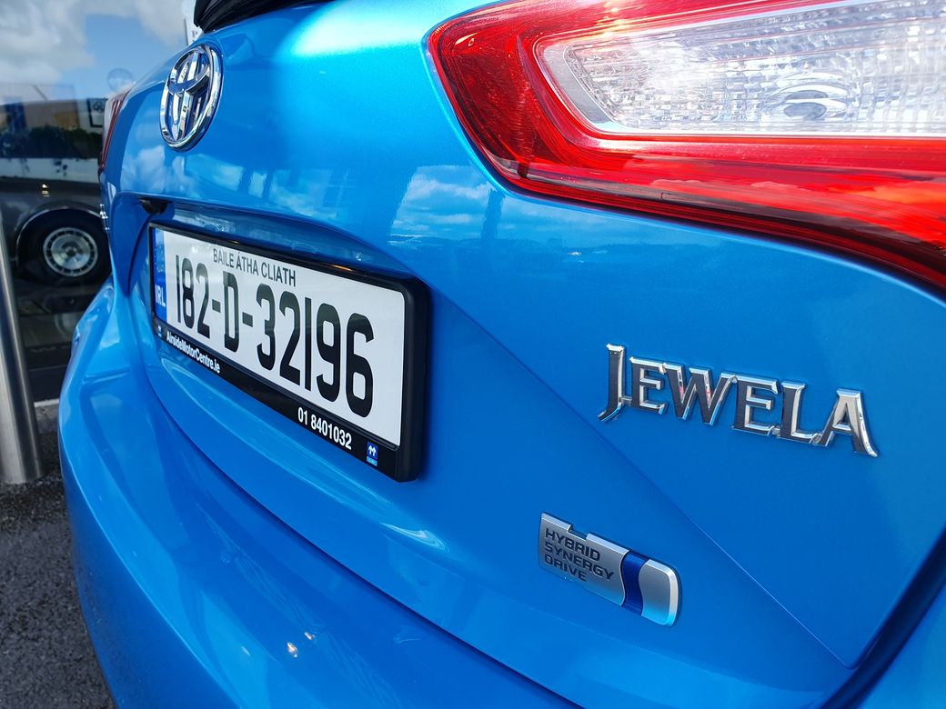 2018 Toyota Vitz