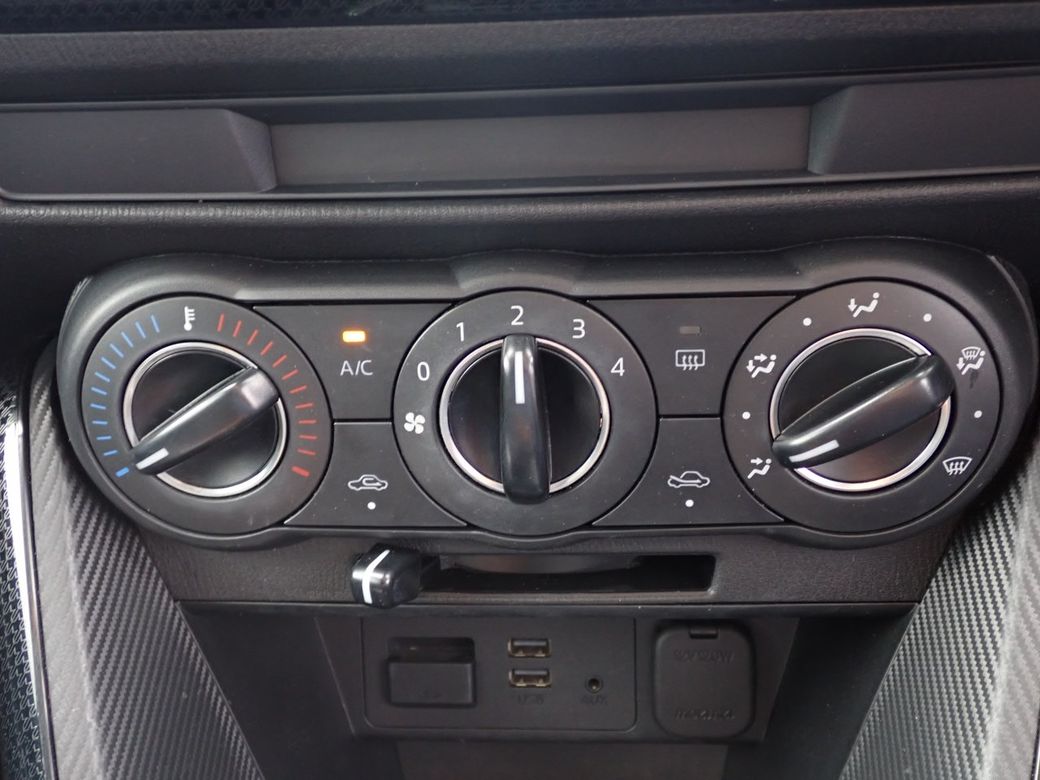 2017 Mazda Demio