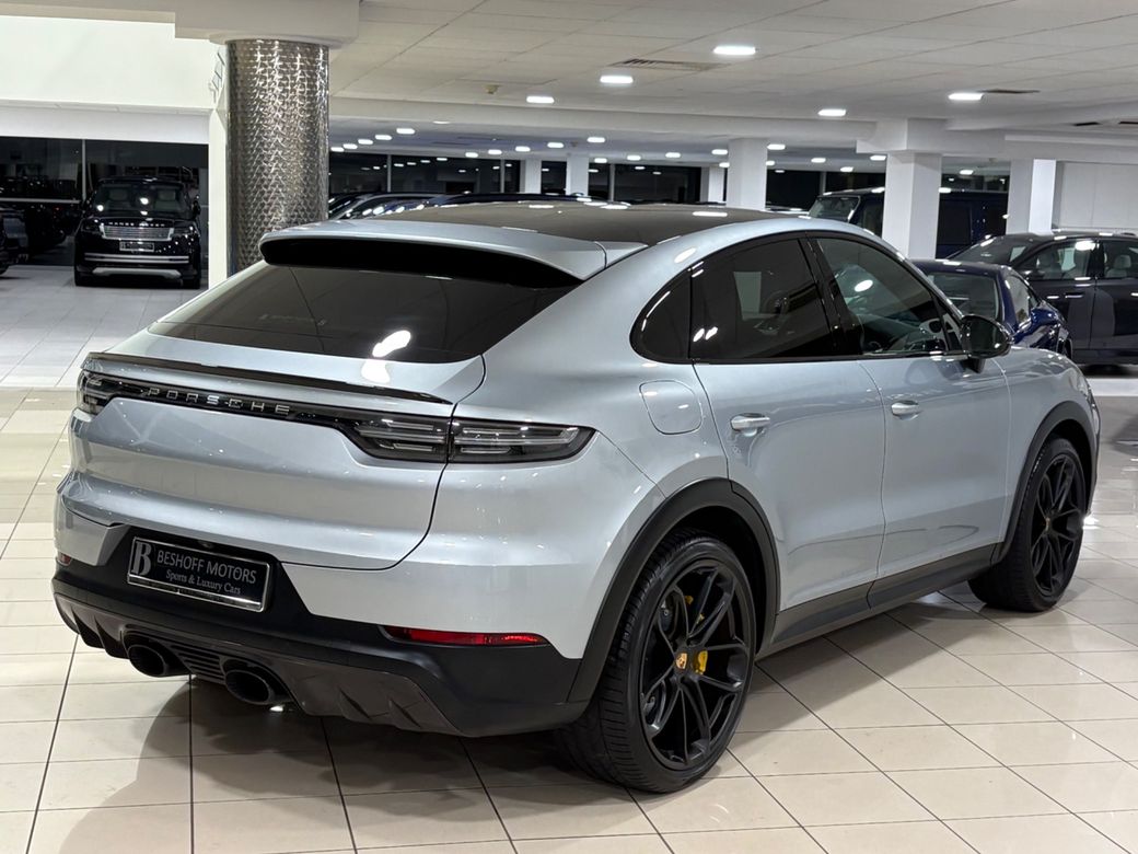 2022 Porsche Cayenne