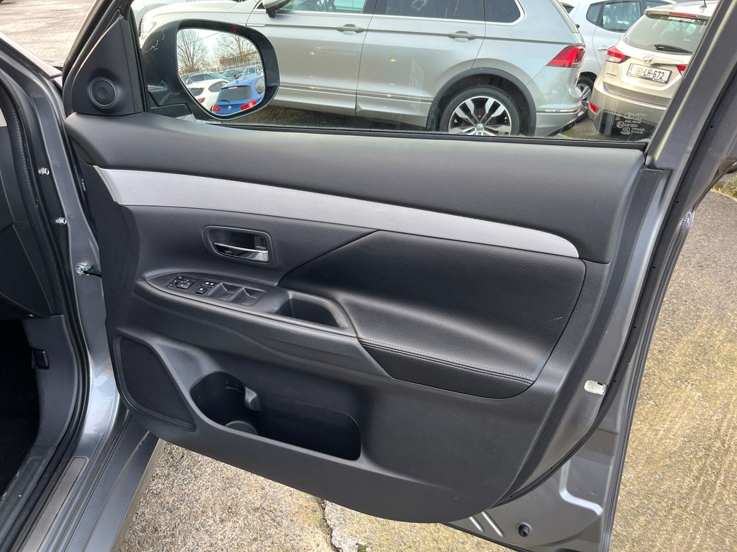 2014 Mitsubishi Outlander