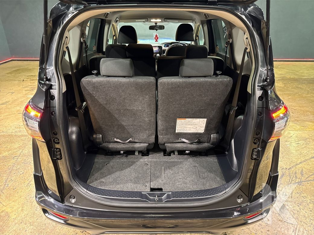 2017 Toyota Sienta