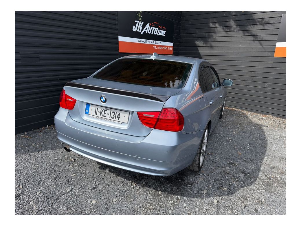 2011 BMW 3 Series