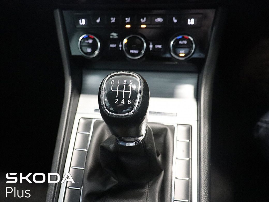 2022 Skoda Superb