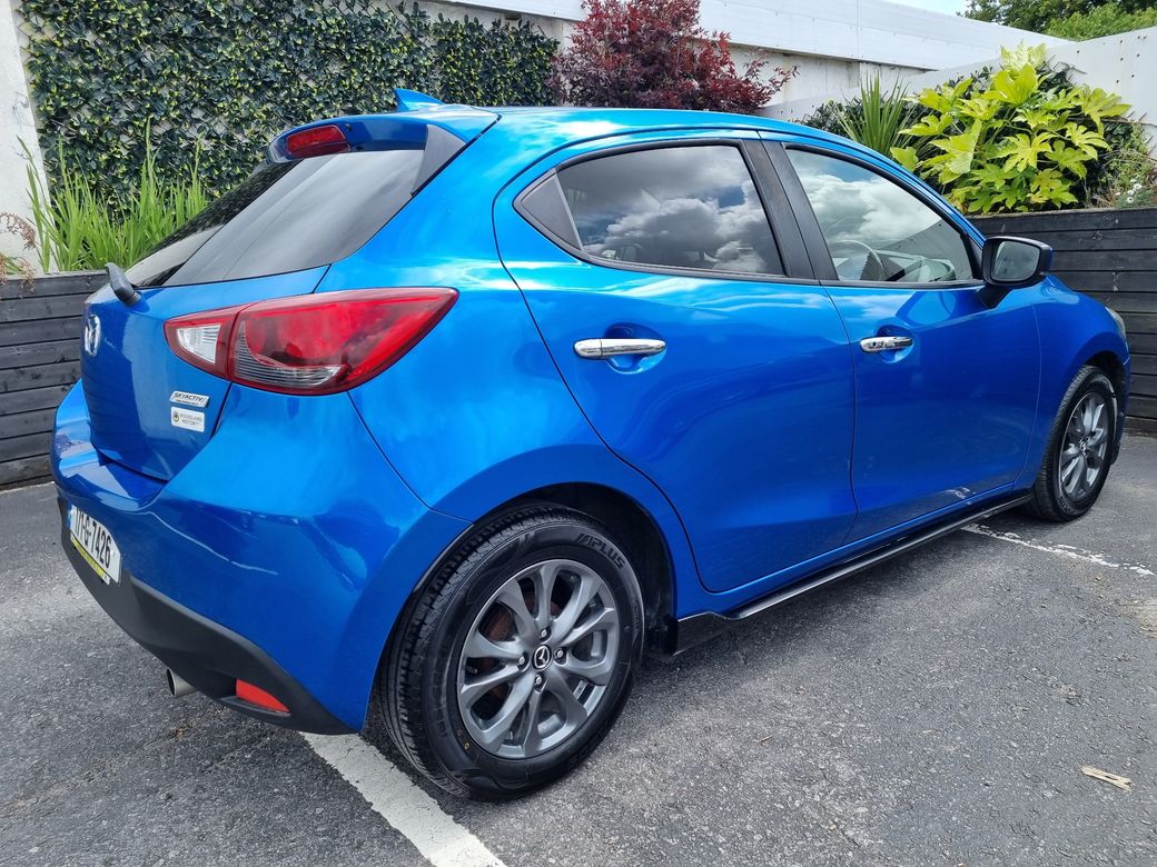 2017 Mazda Demio