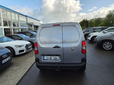 2023 Peugeot Partner