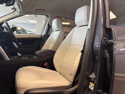 2024 Land Rover Discovery Sport