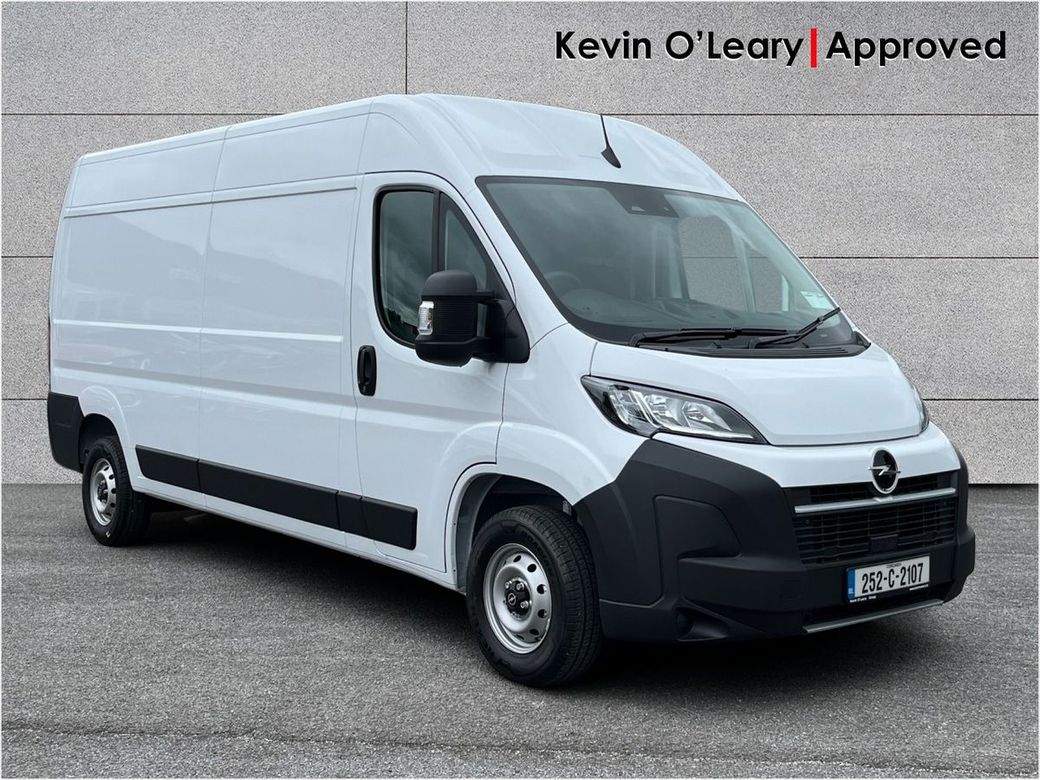 2025 Opel Movano