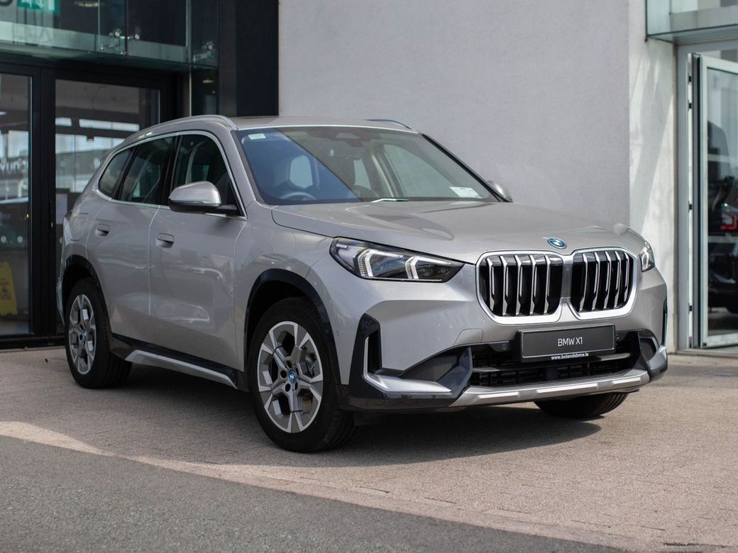 2025 BMW X1