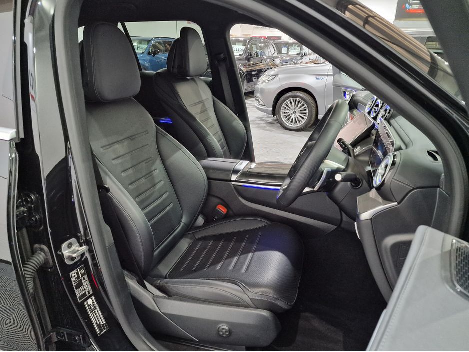 2024 Mercedes-Benz GLC Class