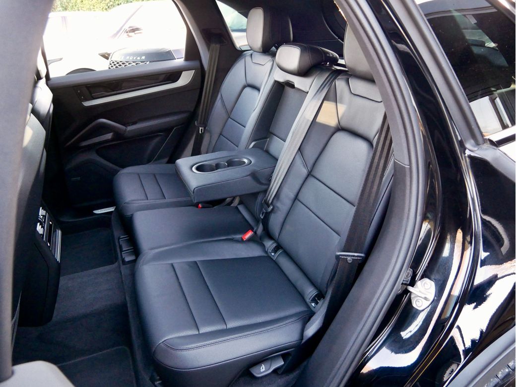 2024 Porsche Cayenne