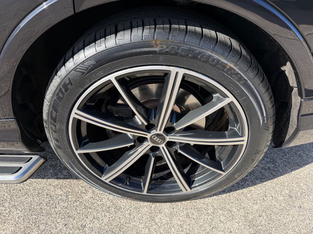 2021 Audi Q7