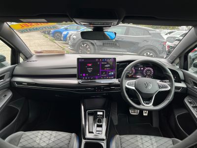 2024 Volkswagen Golf