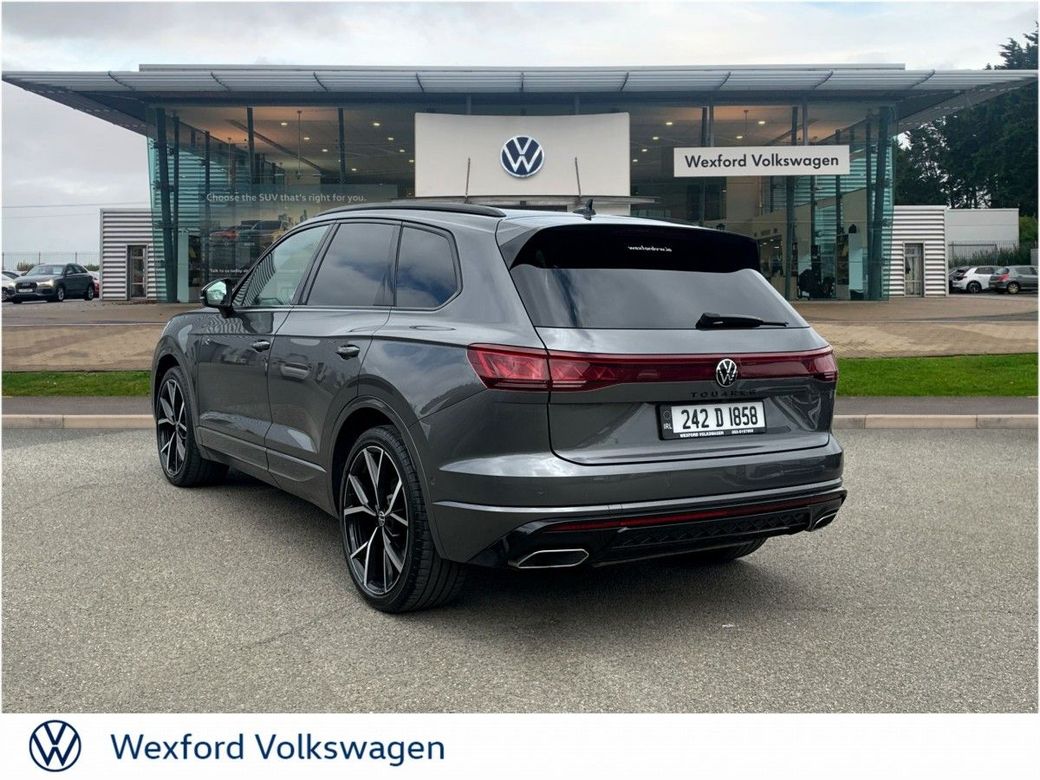 2024 Volkswagen Touareg