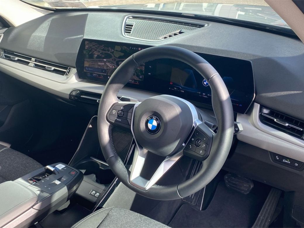 2025 BMW X1
